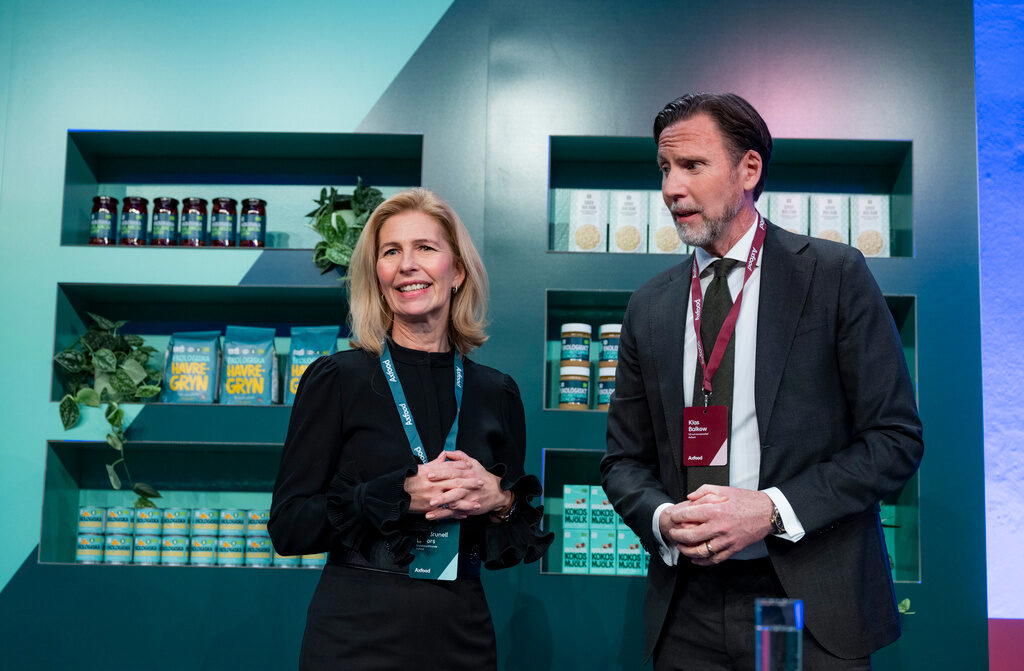 Axfoods styrelseordförande Mia Brunell Livfors och vd Klas Balkow.