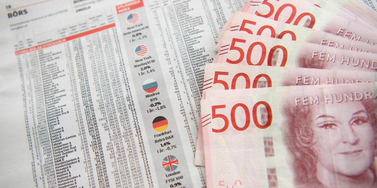 För många i Sverige var 2023 ett tufft år ekonomiskt. Riksbanken höjde räntan och inflationen gjorde det mesta dyrare. Här är fyra tips för att undvika problemen 2024.