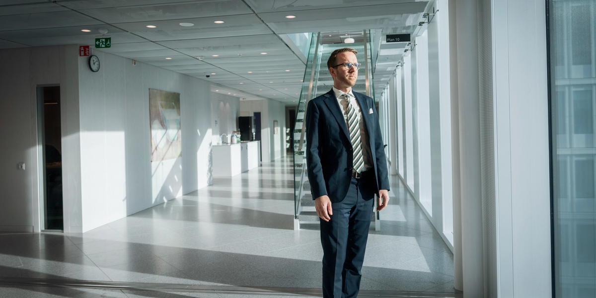 Här avslöjar SVT ministrarnas felaktiga meriter