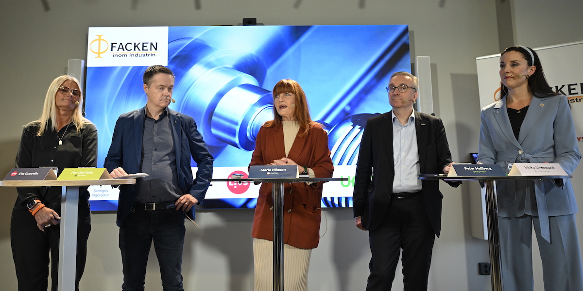 Företrädarna för de fem facken inom industrin från vänster, Eva Guovelin, Livs, Per-Olof Sjöö, GS-Facket, Marie Nilsson, IF Metall, Peter Hellberg, Unionen och Ulrika Lindstrand, Sveriges Ingenjörer. Industrifacken kräver i år historiskt höga löneökningar.