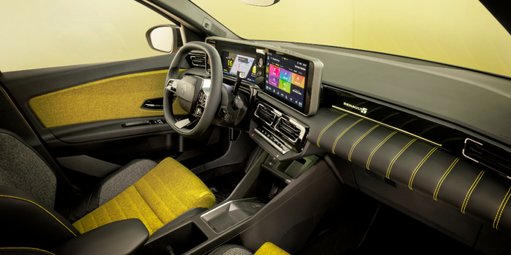 Välkommen in i bilen. (Foto: Renault)