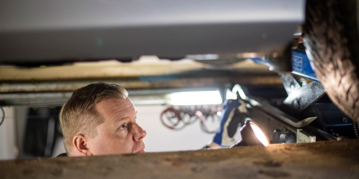 Oroväckande stort antal fel på halvljuset. (Foto: Liza Simonsson Transportstyrelsen)