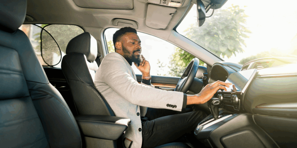 För de nästan 900 000 personer som gjorde reseavdrag under 2023, kan detta innebära minskade skattelättnader. (Foto: Getty Images for Unsplash+)