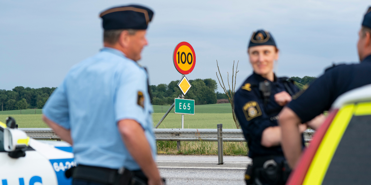 Det finns så många lagar och regler vi kanske inte tänker på. Här är din chans att undvika böter. (Foto: Johan Nilsson/TT)