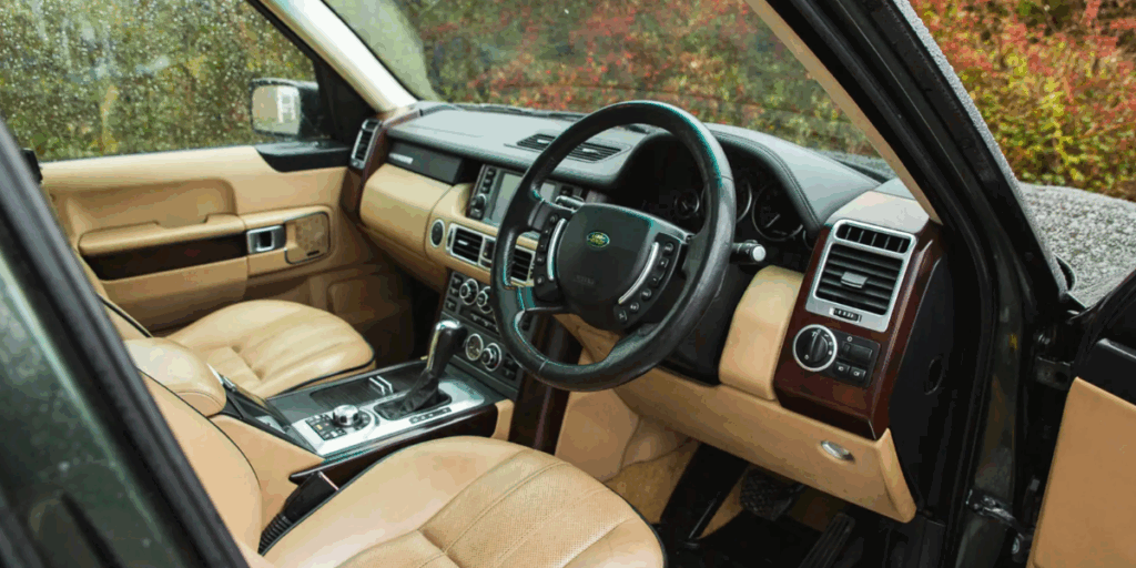 Tänk att drottningen har kört denna. Det finns bildbevis. (Foto: Iconic Auctioneers)