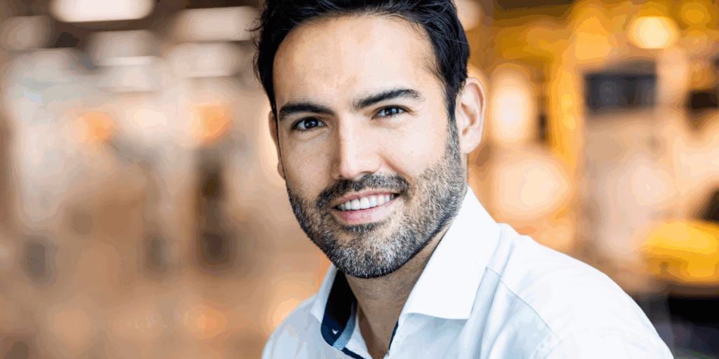 Volvo Cars vice vd för energilösningar, Alejandro Castro Pérez, understryker att de lyssnar på kunderna. (Foto: Volvo)