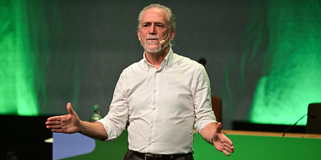 Miljöpartiets språkrör Daniel Helldén, den 18 oktober 2025 under Miljöpartiets kongress i Västerås.