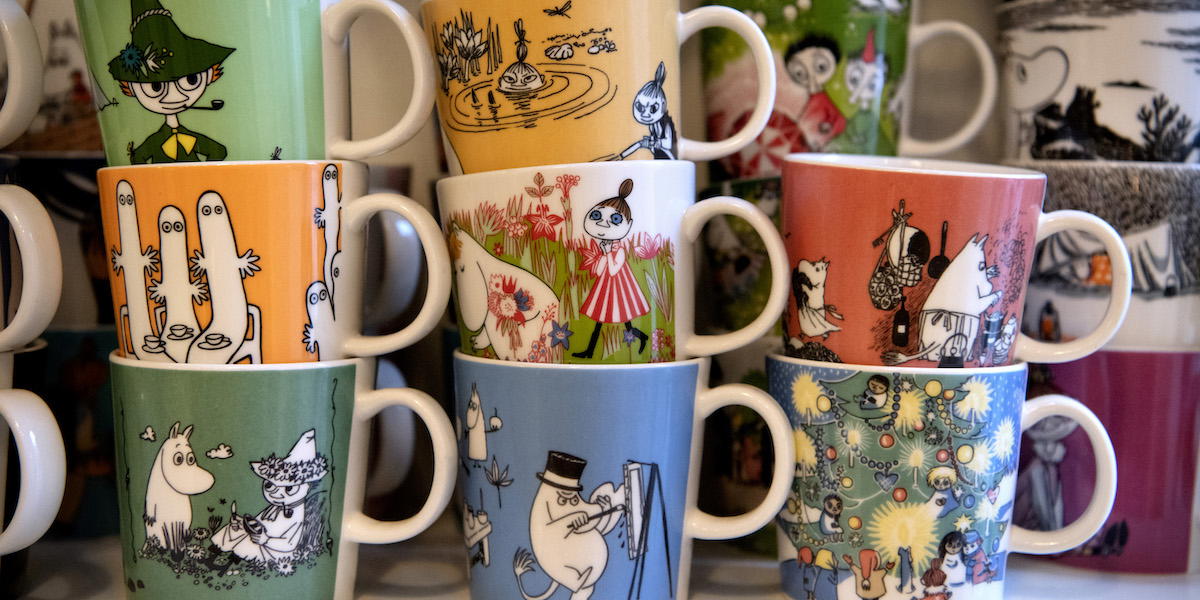 En samling av Muminmuggar