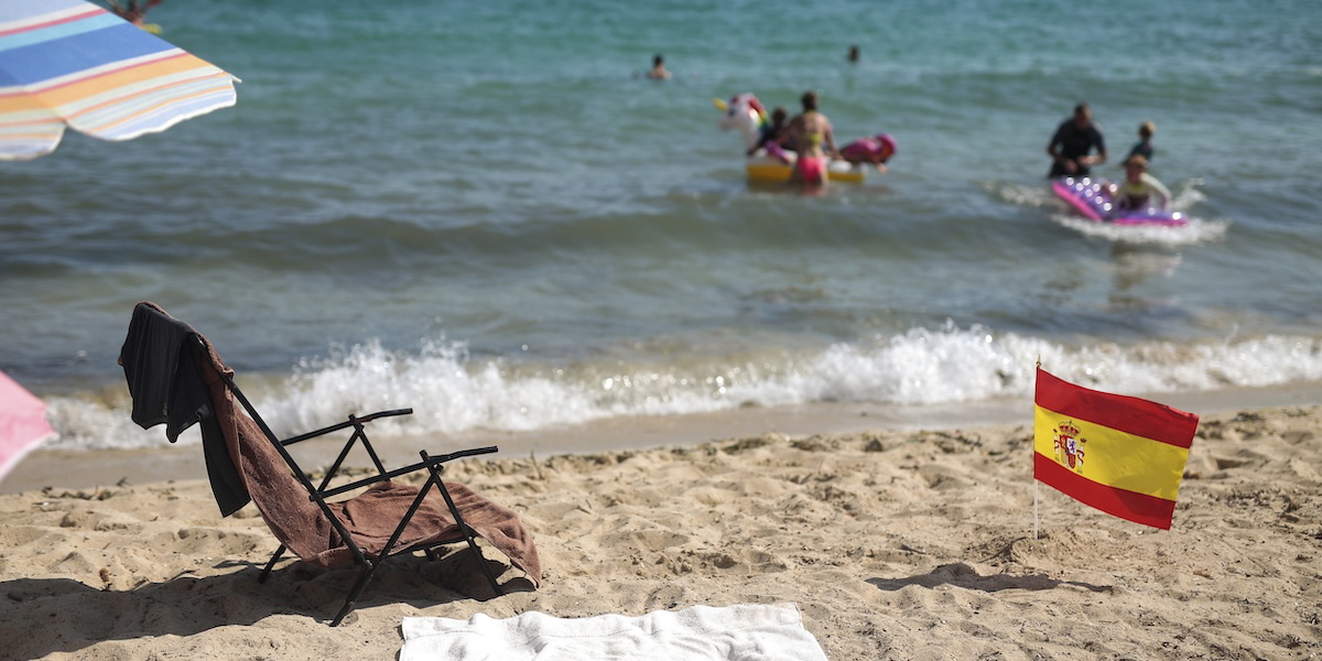 Palma minskar solstolarna och stoppar nya turistbostäder för att skydda sina invånare.
