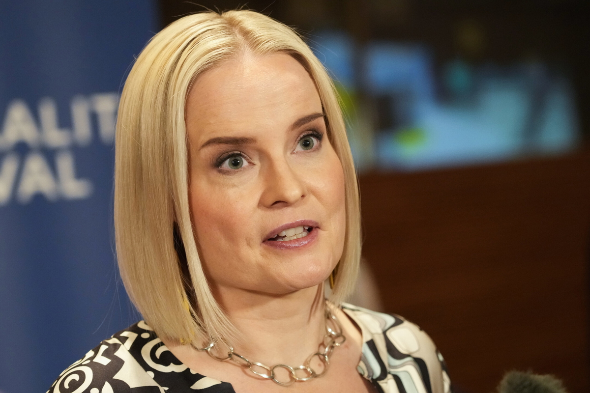 Finlands finansminister Riikka Purra får bannor för ett alltför högt budgetunderskott. Arkivfoto.