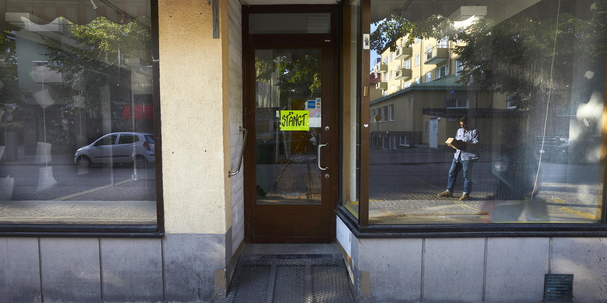Antalet butiker i både små- och storstäder minskar. Arkivbild. 