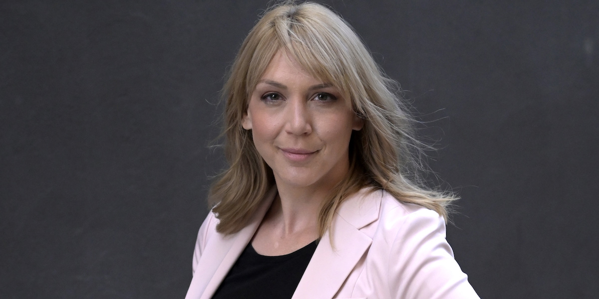 Frida Bratt, sparekonom hos Nordnet Bank, hon tycker att pensionärer med efterlevande som redan har en bra egen ekonomi kan spendera lite pengar på sig själva och unna sig medan de är pigga.