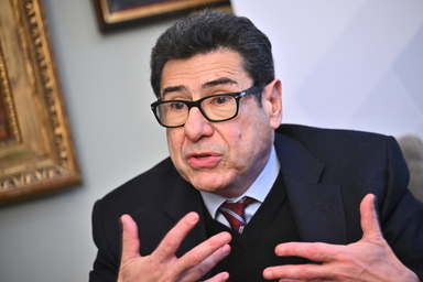 Philippe Aghion, mottagare av Sveriges riksbanks pris i ekonomisk vetenskap till Alfred Nobels minne, intervjuas av TT.