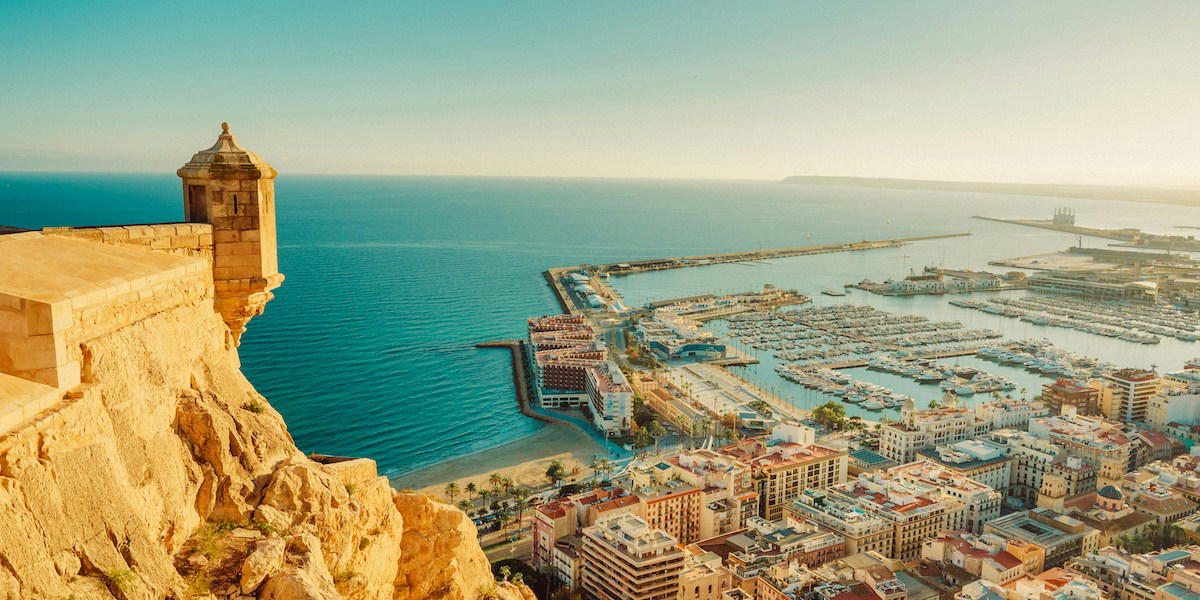 Spanien
