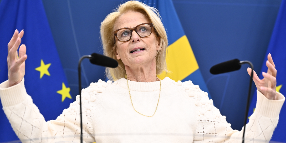 Elisabeth Svantesson (M)