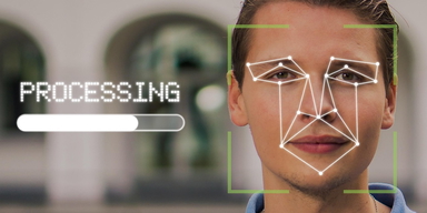 Ansiktsigenkänning. Än så länge betalar vi med exempelvis kort, Swish eller kontanter, men i framtiden kommer vi kanske göra våra betalningar med hjälp av ansiktsigenkänning?