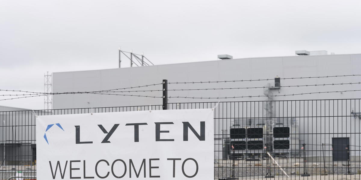 Northvolt hade 5 000 anställda, de flesta i Skellefteå, när batteritillverkaren ansökte om konkurs i mars 2025. Arkivbild