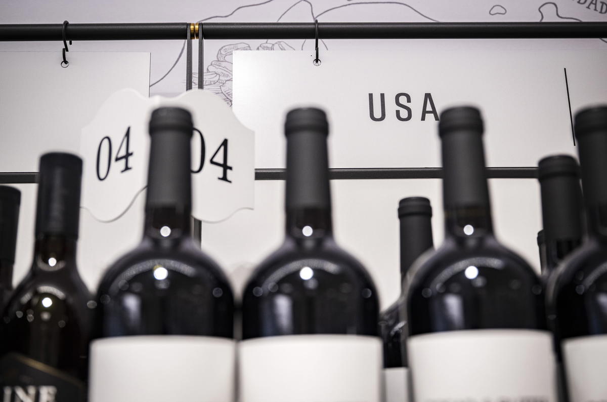 Amerikanska viner rasar i försäljning.