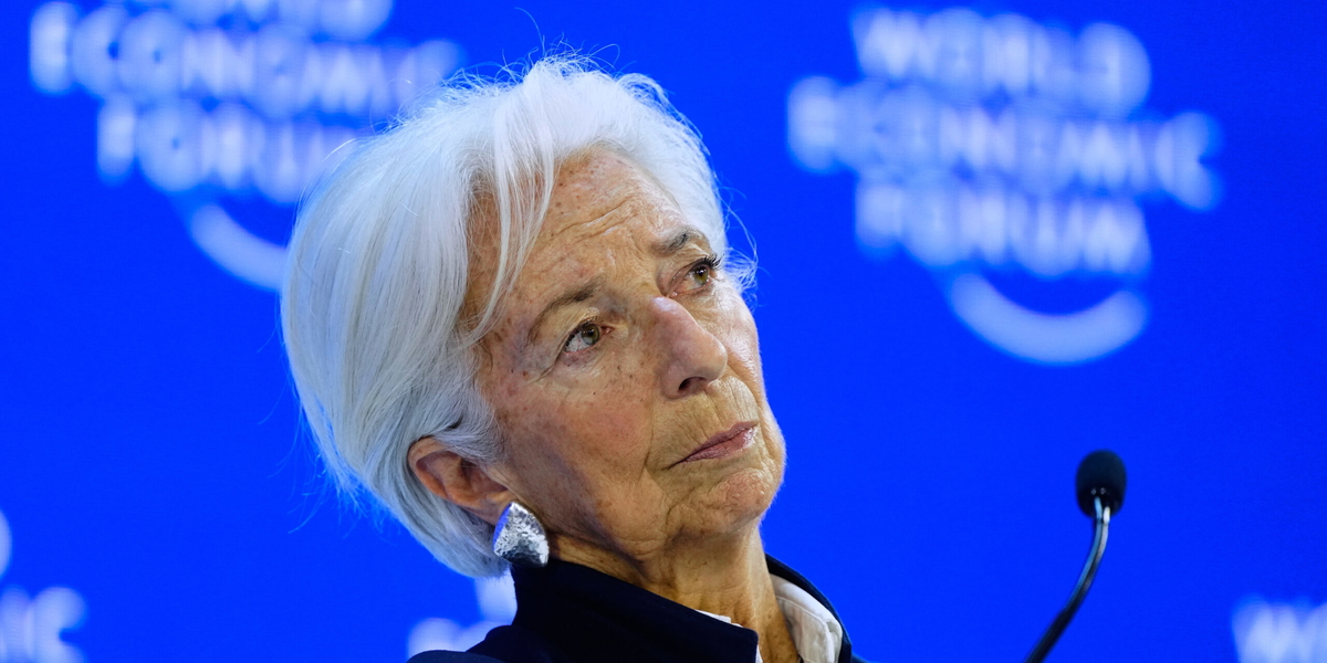 Europeiska centralbanken (ECB), med chefen Christine Lagarde, lämnar styrräntorna oförändrade