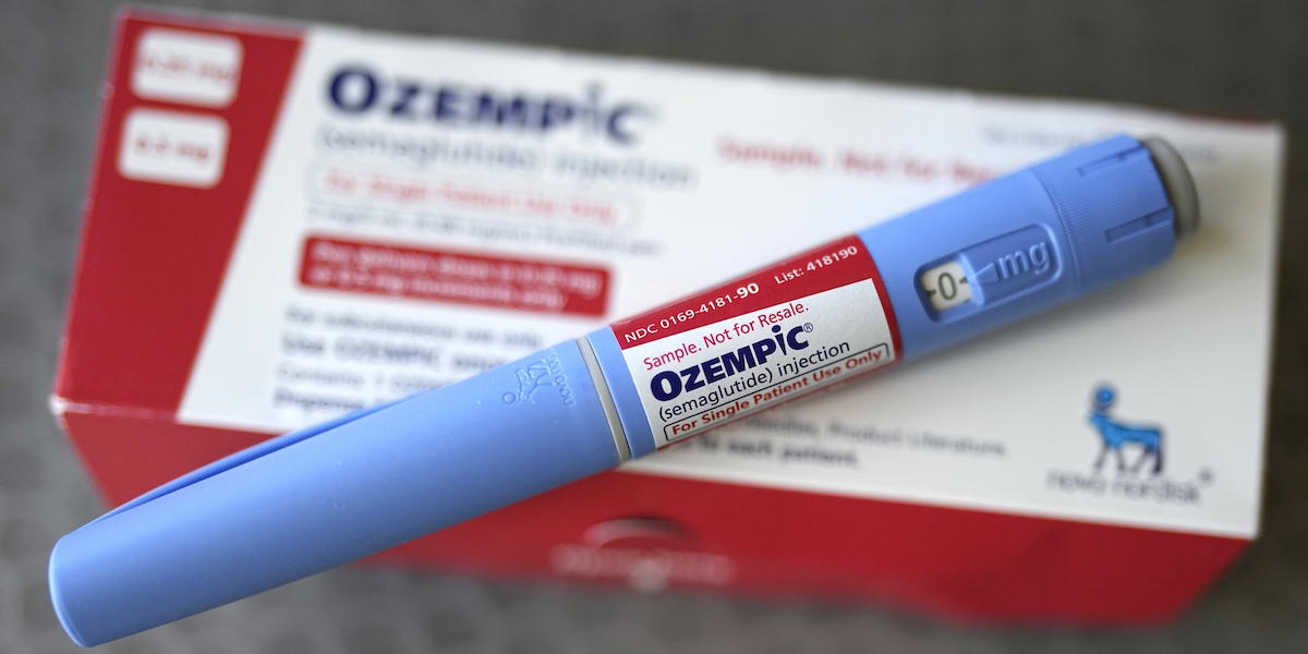 Ozwempic. En läkemedelsforskare som var med och utvecklade diabetesläkemedlet Ozempic som också fungerar för viktminskning, berättar om hur vi kan hjälpa våra kroppar att själva producera det hormon som dessa fetmaläkemedel efterliknar