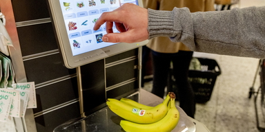 Den 1 april sänks matmomsen från tolv till sex procent. Arkivbild. 