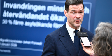 polis migration Johan Forssell