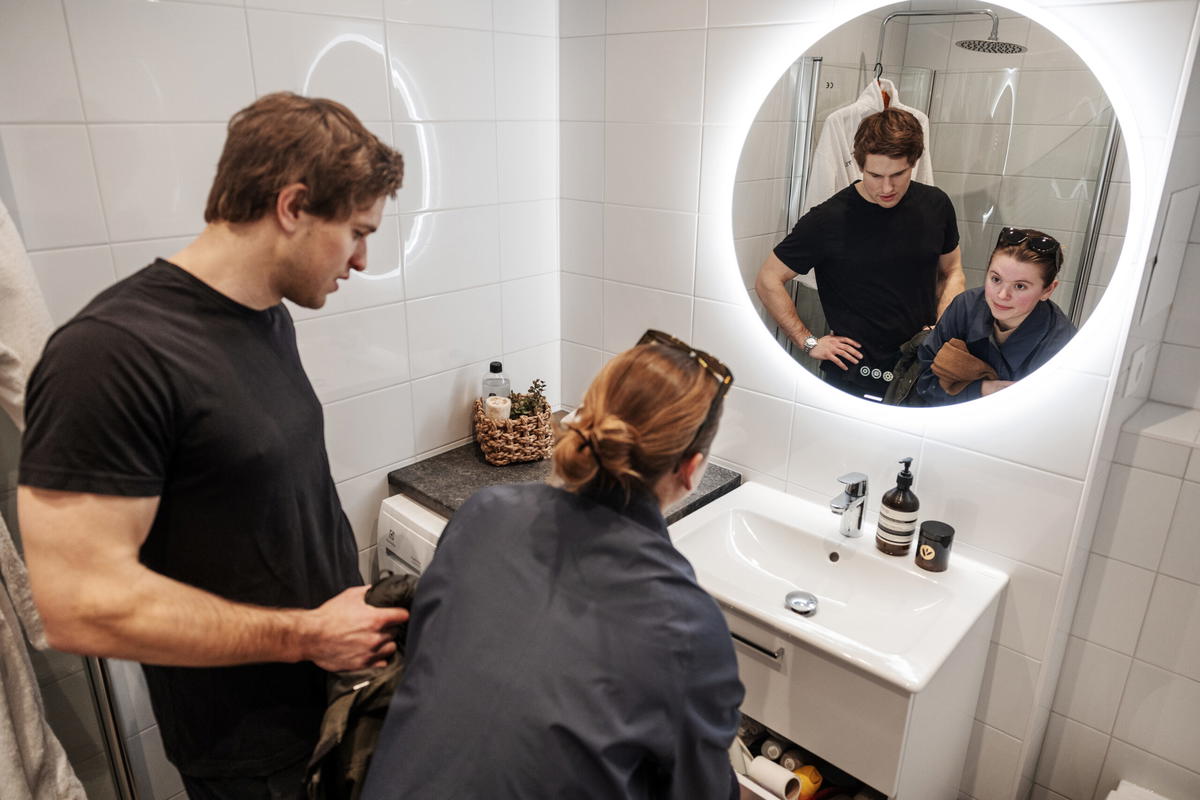 Paret Calle Göransson och Sara Tegström letar efter en lägenhet runt 50-60 kvadratmeter. Det är första gången de köper lägenhet tillsammans.