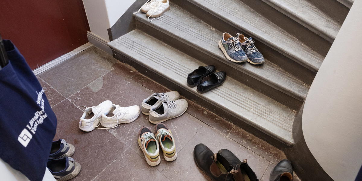 Bostadsvisning på gång. Arkivbild.