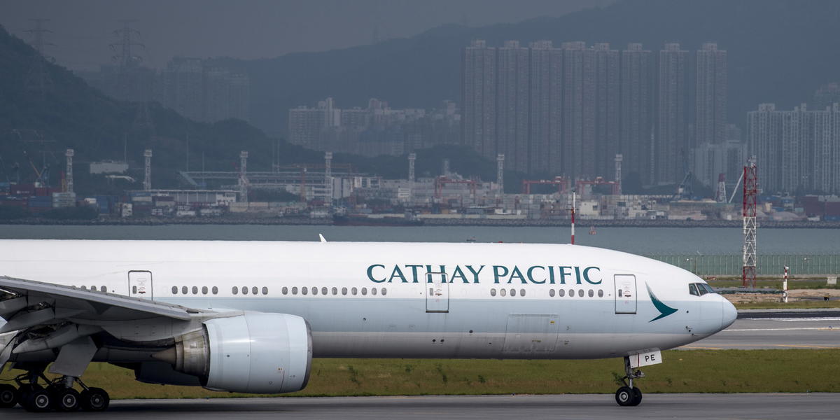 Cathay Pacific ställer in avgångar på grund av skenande bränslekostnader. Arkivbild.