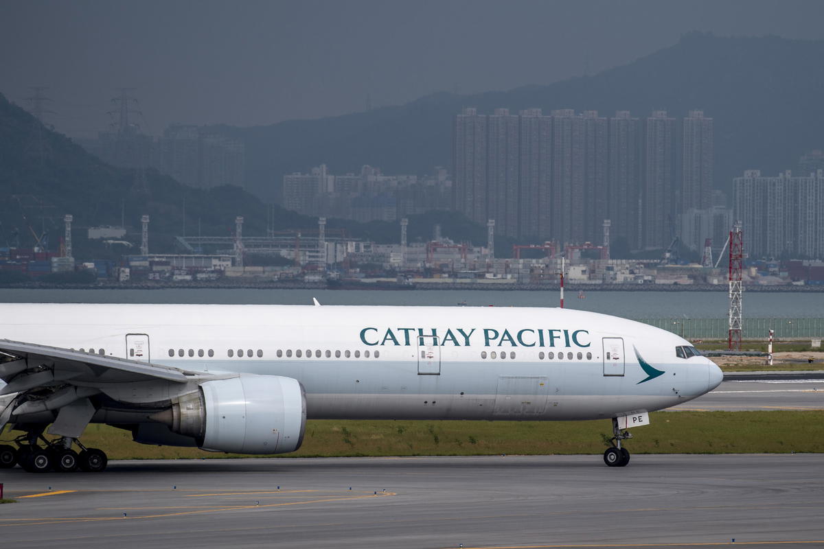 Cathay Pacific ställer in avgångar på grund av skenande bränslekostnader. Arkivbild.