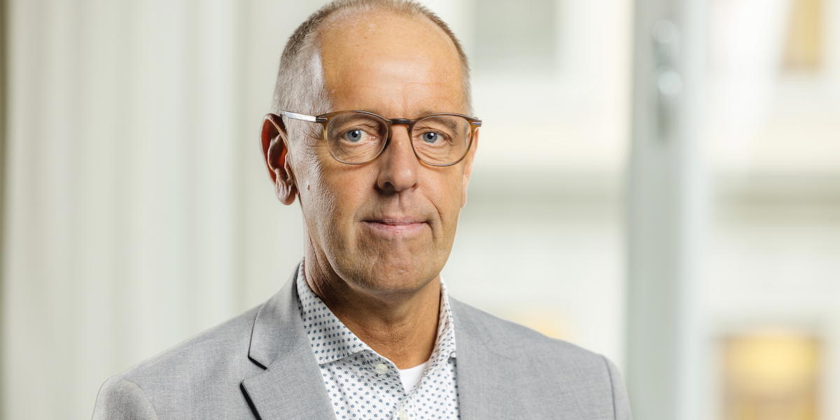 Lars Rahm, enhetschef på Ivo, han säger att det är Ivos uppdrag att genom tillsyn visa på brister och med myndighetens medel se till att det blir bättre, men att det ytterst är de folkvalda politikernas ansvar att säkerställa att deras kommuninvånare får god och säker omsorg.