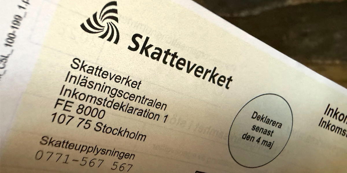 En deklarationsblankett. Om du valt att deklarera på pappersblanketten uppmanar Skatteverket dig att se till att posta den i tid så att den är hos myndigheten senast den 4 maj
