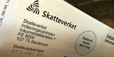 En deklarationsblankett. Om du valt att deklarera på pappersblanketten uppmanar Skatteverket dig att se till att posta den i tid så att den är hos myndigheten senast den 4 maj