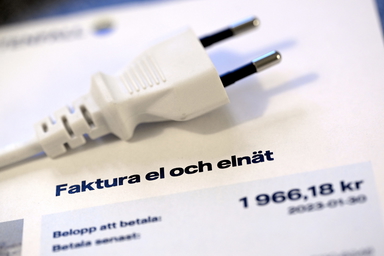 Intresseorganisationen Bostadsrätterna är kritiska till att inte alla inkluderas i regeringens nya elstöd. Arkivbild.