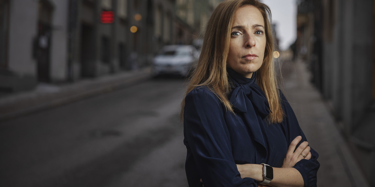 Moa Langemark, konsumentskyddsekonom på Finansinspektionen. "Avgifterna i individuell tjänstepension kan kosta hundratusentals kronor under ett arbetsliv. Har du en sådan lösning behöver du vara på din vakt", säger hon.