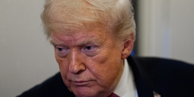 USA:s president Donald Trump på presidentplanet Air Force One i förra veckan.