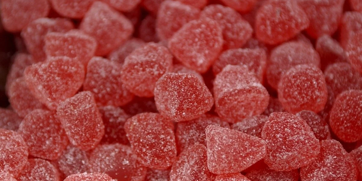 Finländska Fazer köper Aroma, en svensk tillverkare av geléhallon och gräddkola. Arkivbild