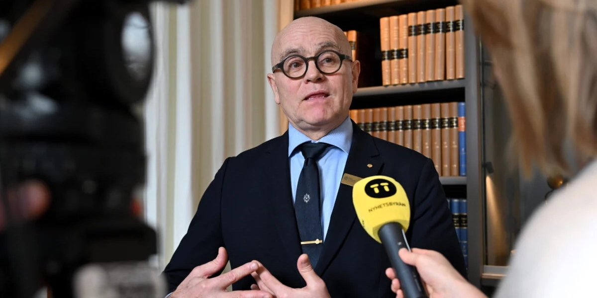 Nationealekonomen John Hassler är en av flera ekonomer som är kritiska till regeringens stödpolitik. Arkivbild. 