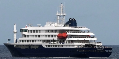 MV Hondius, där hantavirus har dödat tre, men trots att ett kryssningsfartyg med hundratals människor i trånga utrymmen är ett värsta tänkbara scenario för sjukdomsspridning, förblev smittspridningen liten för det här viruset har svårt att överföras från person till person.