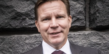 SEB:s chefsekonom Jens Magnusson och hans ekonomer sänker prognosen för svensk tillväxt i år. Arkivbild