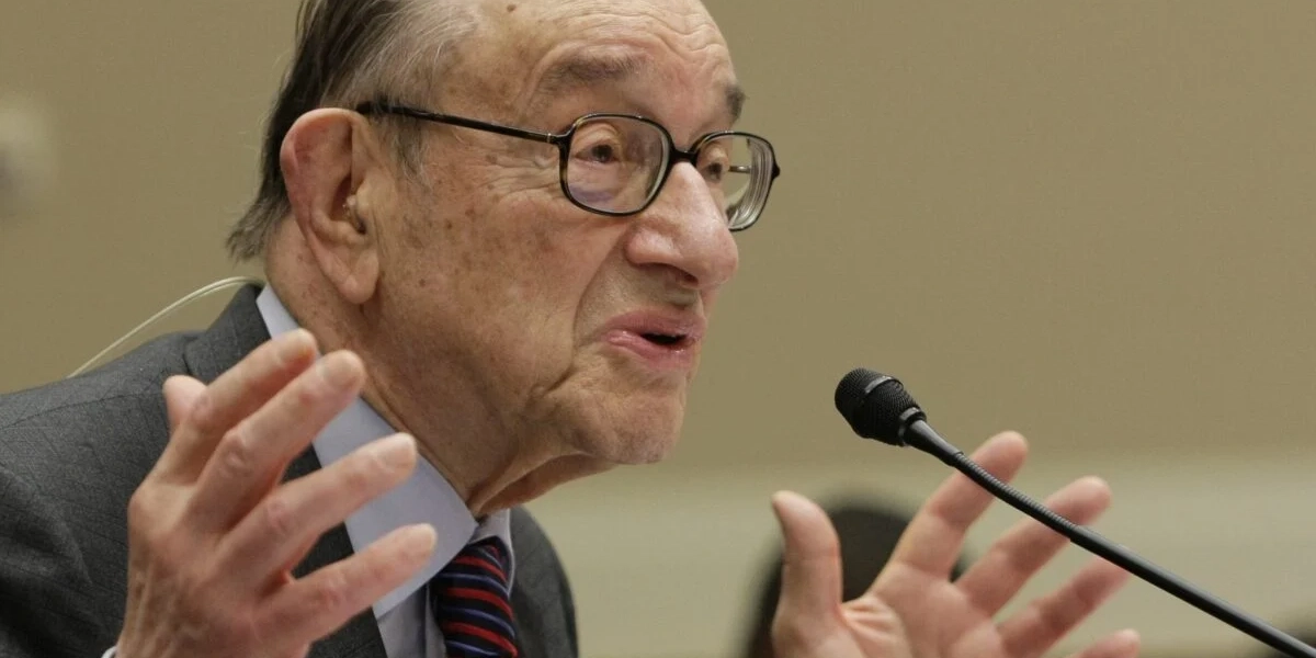 Alan Greenspan är död, 100 år gammal. Bilden tagen 2010. Arkivbild.