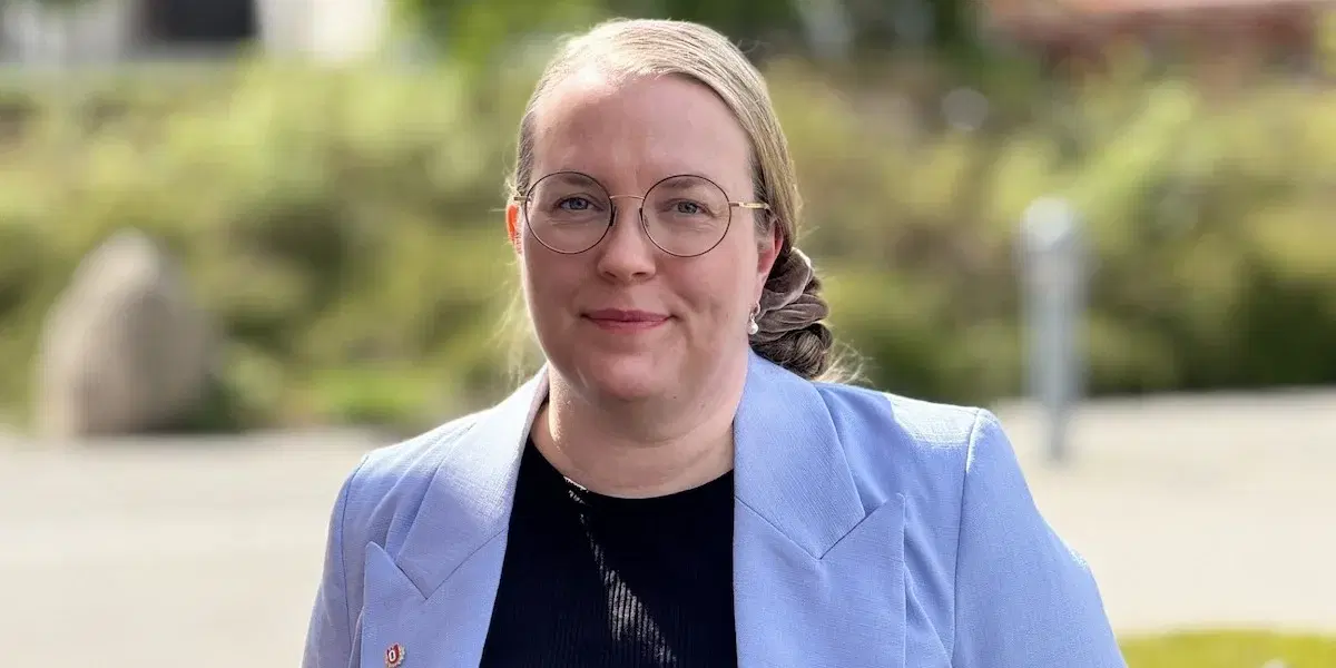 Annika Söderman, forskare i omvårdnadsvetenskap vid Örebro universitet, hon säger att även om ingen i förväg kan veta när döden inträffar, kan ökad kompetens hos vårdpersonal göra att de närstående är bättre förberedda.