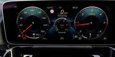 bilens instrumentpanel