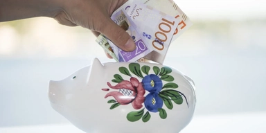 Bankerna tjänar alltmer på svenskarnas sparpengar. Arkivbild.