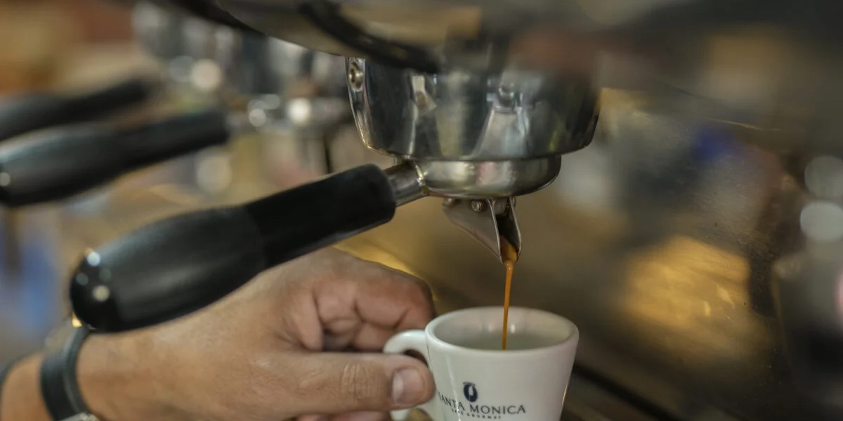 Dyra droppar här för att stanna, enligt kaffetillverkaren Lavazza. Arkivbild