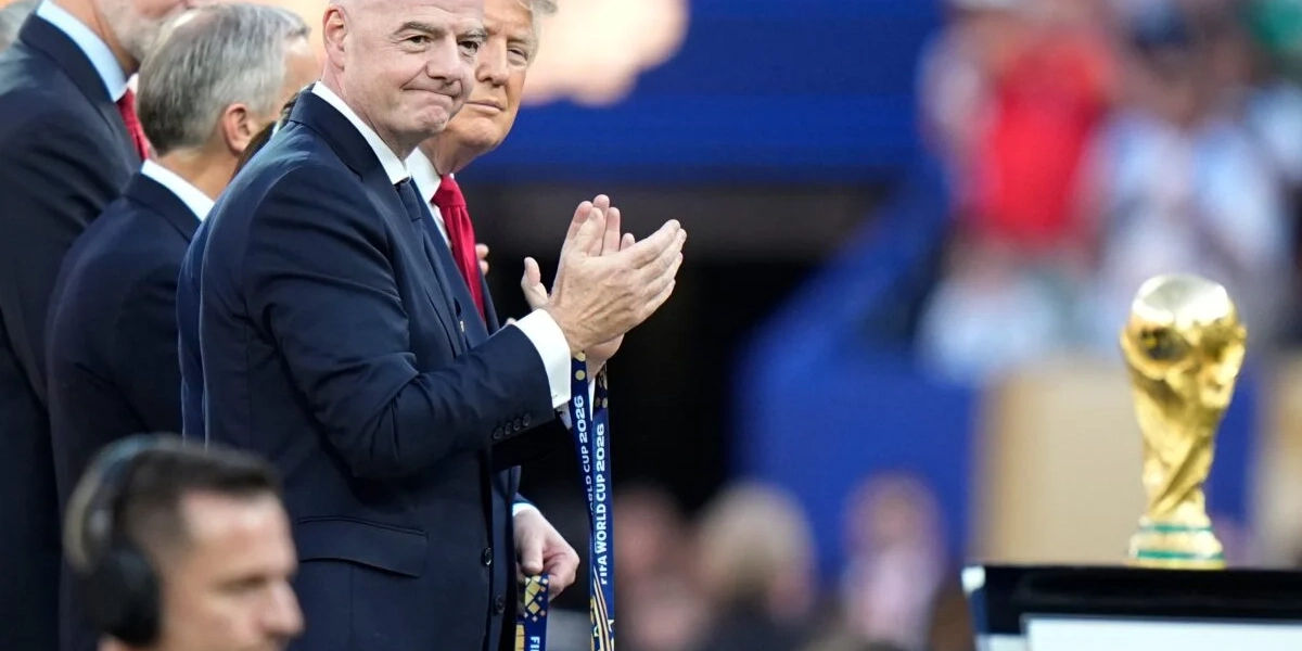 Gianni Infantino, ordförande för Fifa tillsammans med USA:s president Donald Trump.  