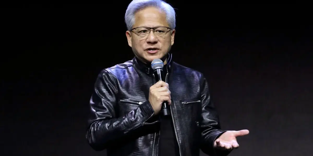 Jensen Huang i en skinnjacka, oklart om det är den som såldes. Arkivbild.