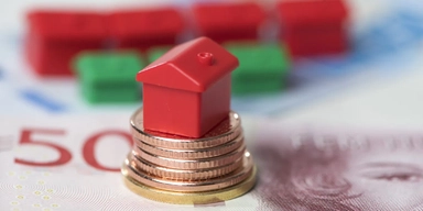 Om boräntan höjs med 0,75 procentenheter blir ett bolån på tre miljoner 22 500 kronor dyrare per år (1 875 kronor per månad) om man inte tar hänsyn till ränteavdraget. Arkivbild.