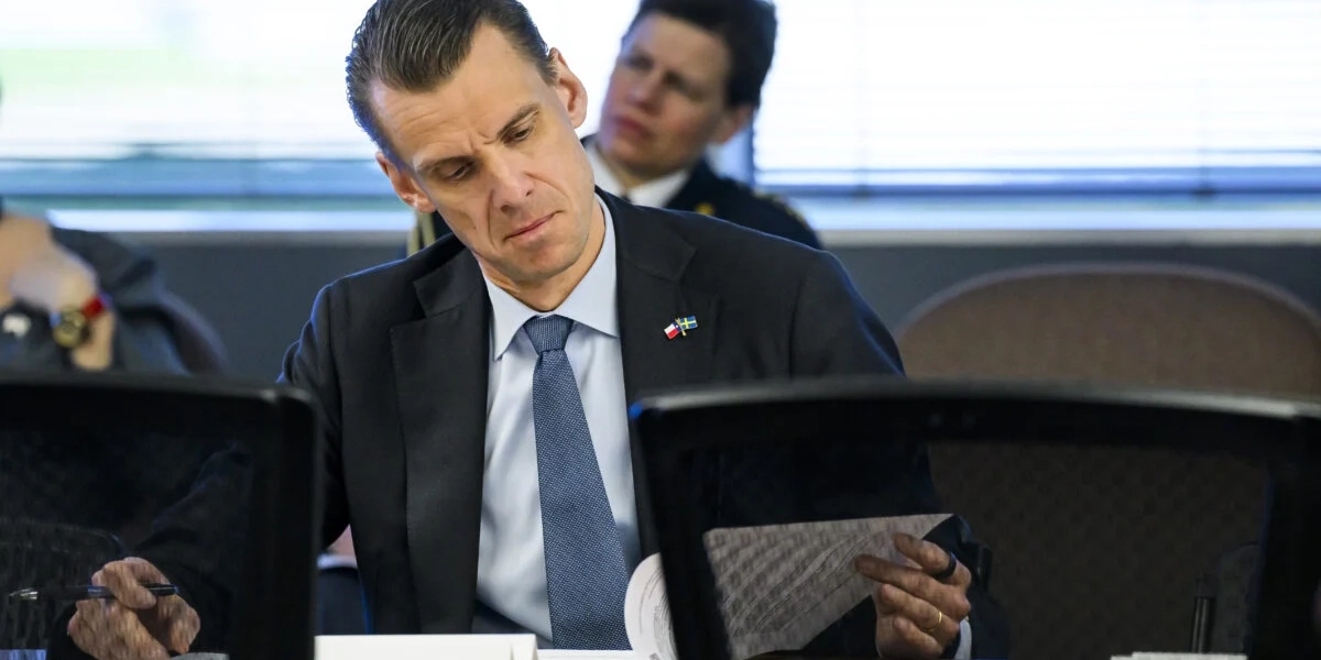 Rapport från Wallenbergsfärens maktbolag Investor, med vd Christian Cederholm. Arkivbild