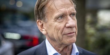 Volvo Cars, med vd Håkan Samuelsson, skrotar prognosen för i år. Arkivbild